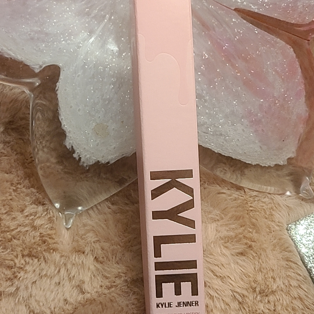 SOLD AND SHIPPED! Kylie cosmetics "hazel" lipkit brand new no box.